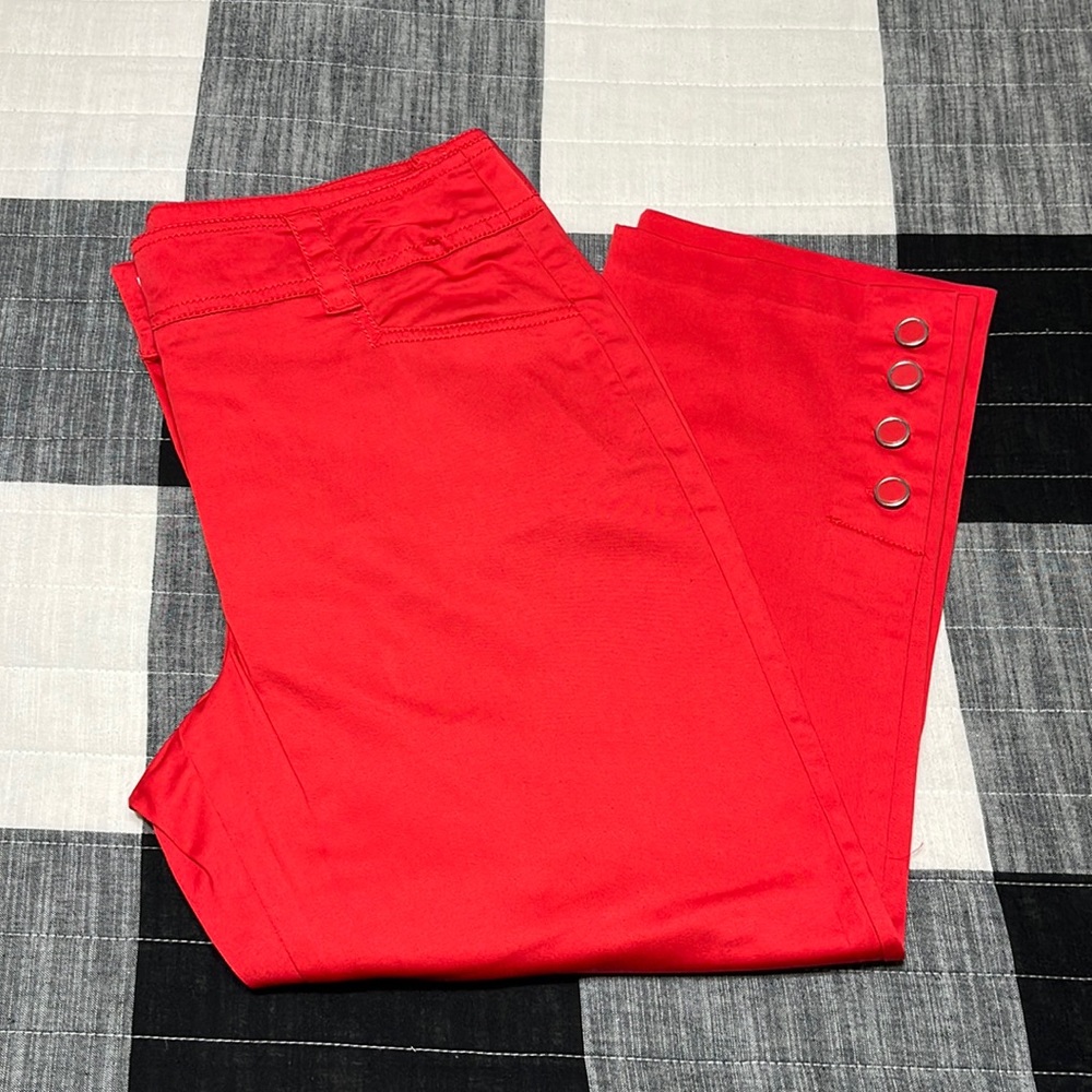 New Directions Capri pants